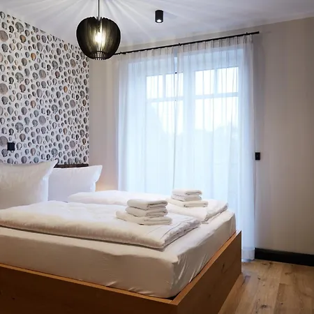 Binnendiek Haus 2 8 *